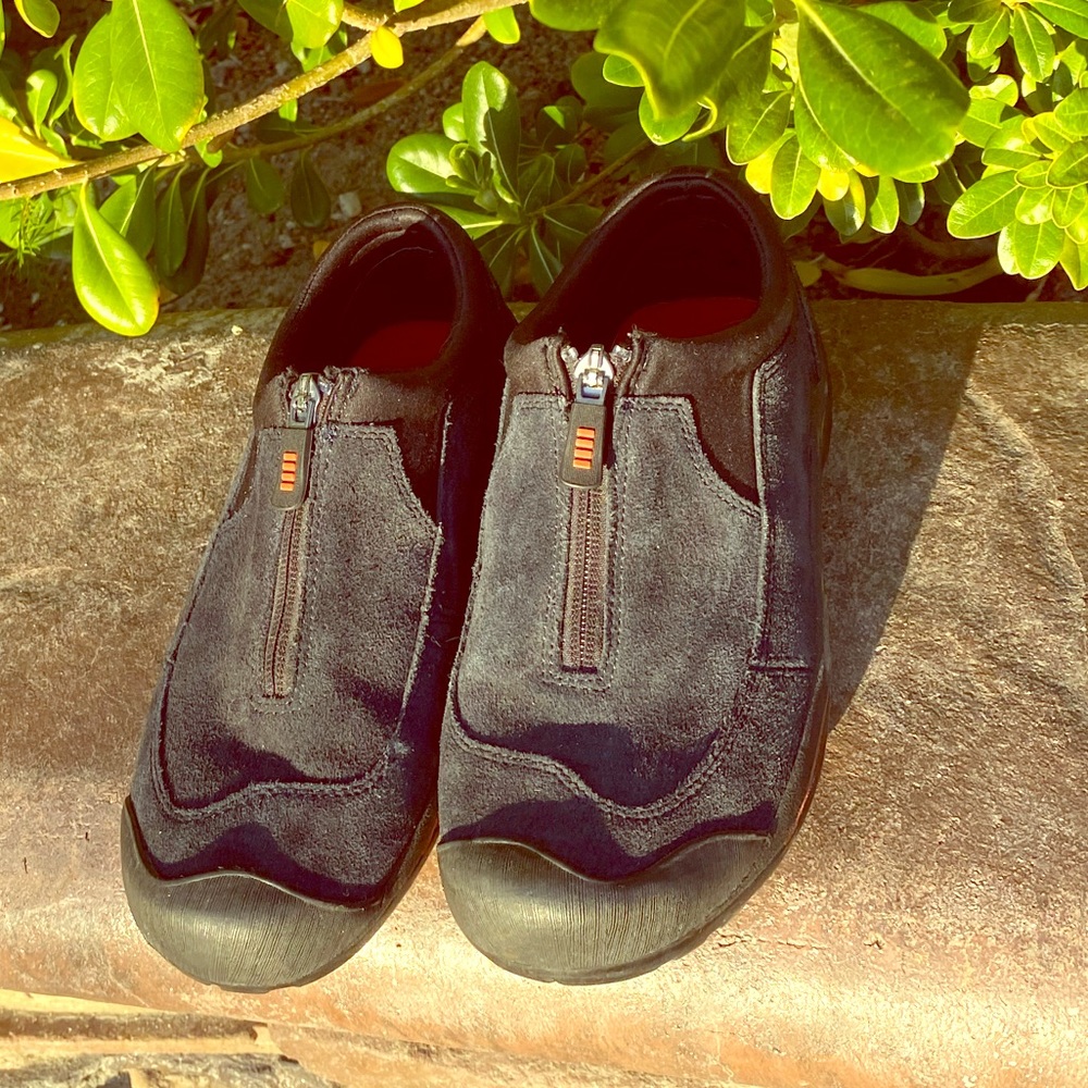 Navy suede zip up Land’s End shoes